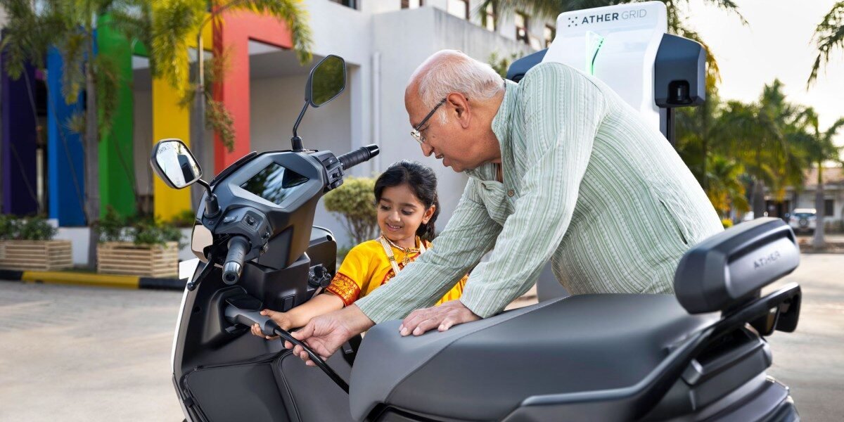 Ather-rizta-charging.jpg