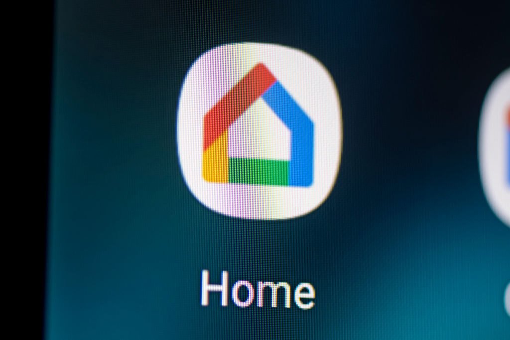 google-home-app-GettyImages1235097559.jpg