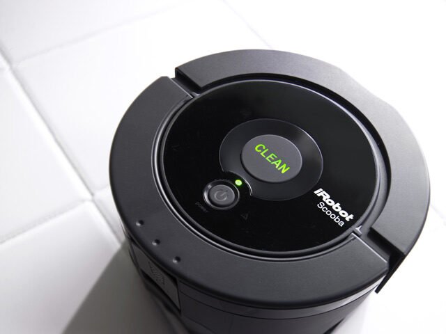 irobot-scooba-230.jpg